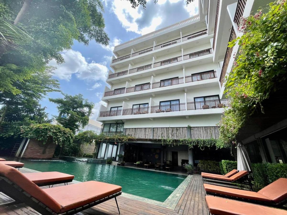 Daco Hotel Siem Reap Exterior photo